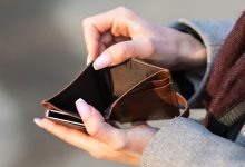 Florida lawmakers are getting ready for a debate about a big healthcare and public benefits package that might make it harder for thousands of people, especially seniors who rely on the Supplemental Nutrition Assistance Program, to qualify