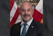 Florida lawmakers have introduced a sweeping package of immigration-related bills that supporters say are meant to make enforcement stricter, limit access to state benefits, and hold people who are residing in the country illegally more accountable