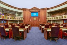 Gov. Ron DeSantis late Wednesday postponed the special session that had been set to begin next week, moving it to April 28 and scheduling lawmakers for four days.