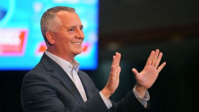 The Republican Party of Florida went after the Democratic ticket, releasing a statement that branded Jolly as a “political chameleon” and framed his campaign as another attempt by Democrats to recycle old names in a state where Republicans have dominated recent elections.