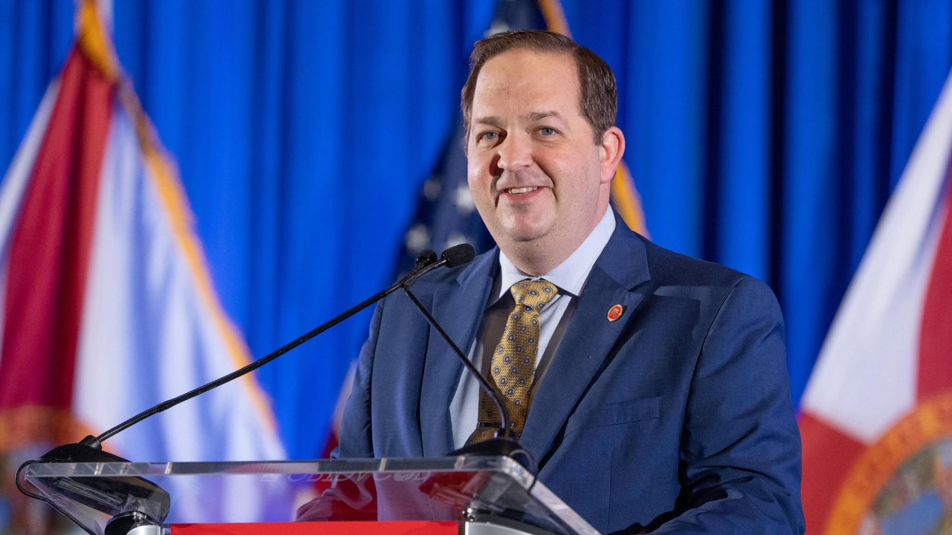 The Republican Party of Florida went after the Democratic ticket, releasing a statement that branded Jolly as a “political chameleon” and framed his campaign as another attempt by Democrats to recycle old names in a state where Republicans have dominated recent elections.